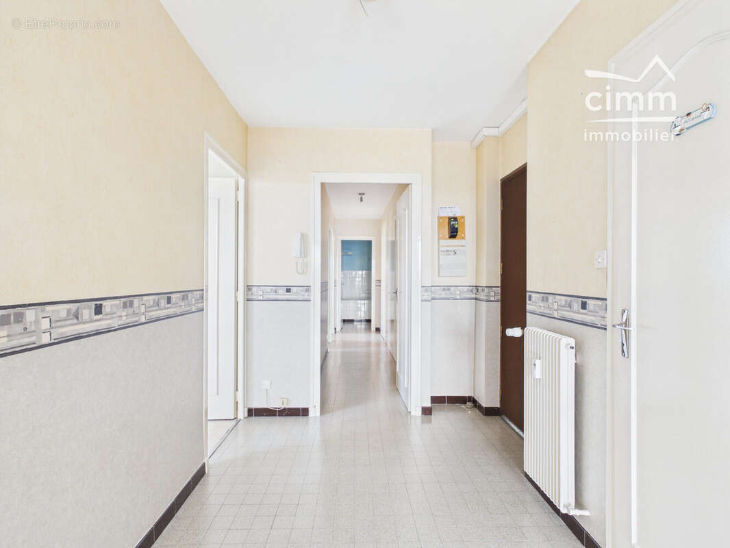 Appartement 82 m² à Rives  - photo 6