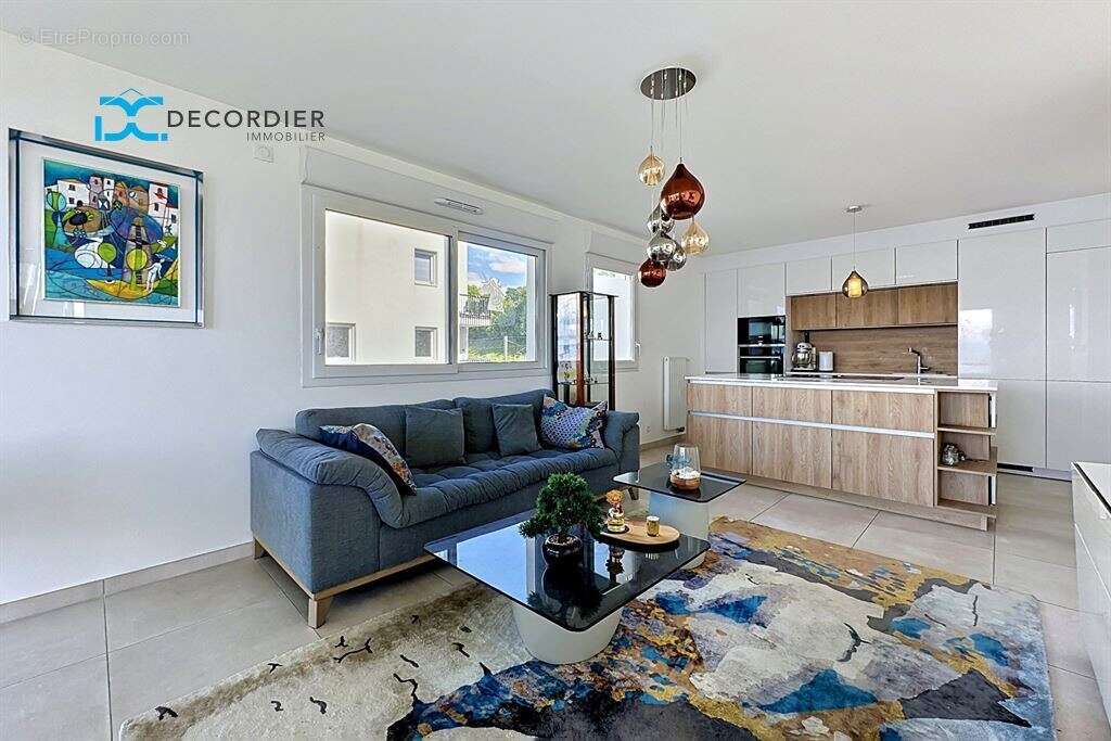 Appartement à EVIAN-LES-BAINS