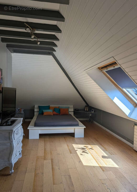Maison à LA VERPILLIERE