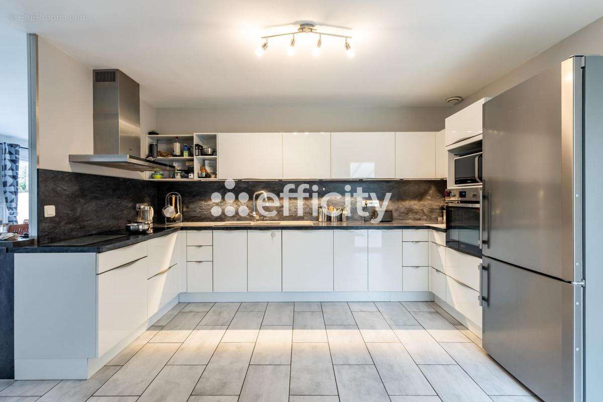 Maison à GUJAN-MESTRAS