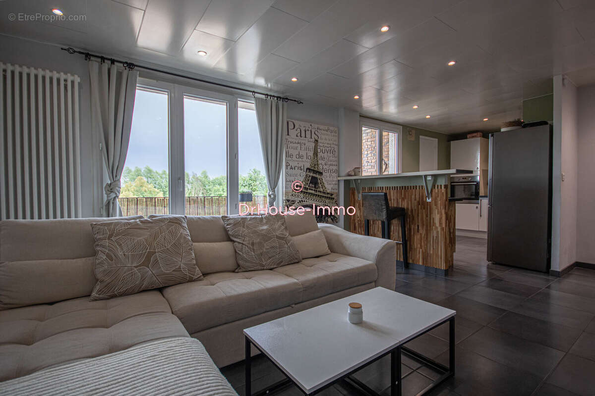 Appartement à IVRY-LA-BATAILLE