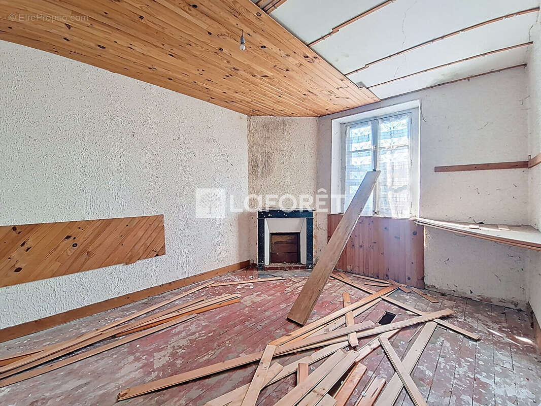 Maison à MARCOUSSIS