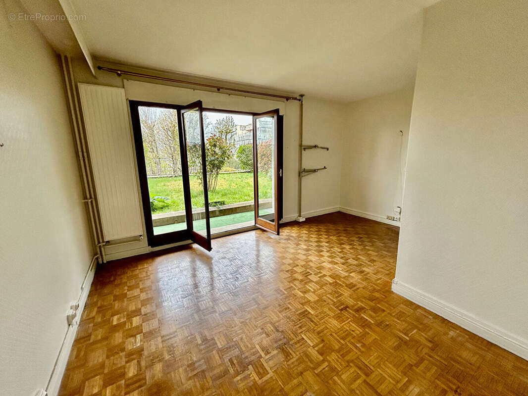 Appartement à NOGENT-SUR-MARNE