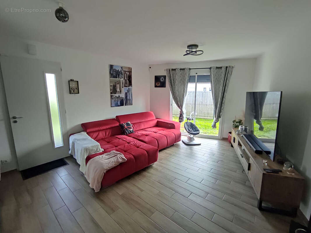 Maison à SAINTE-FLAIVE-DES-LOUPS