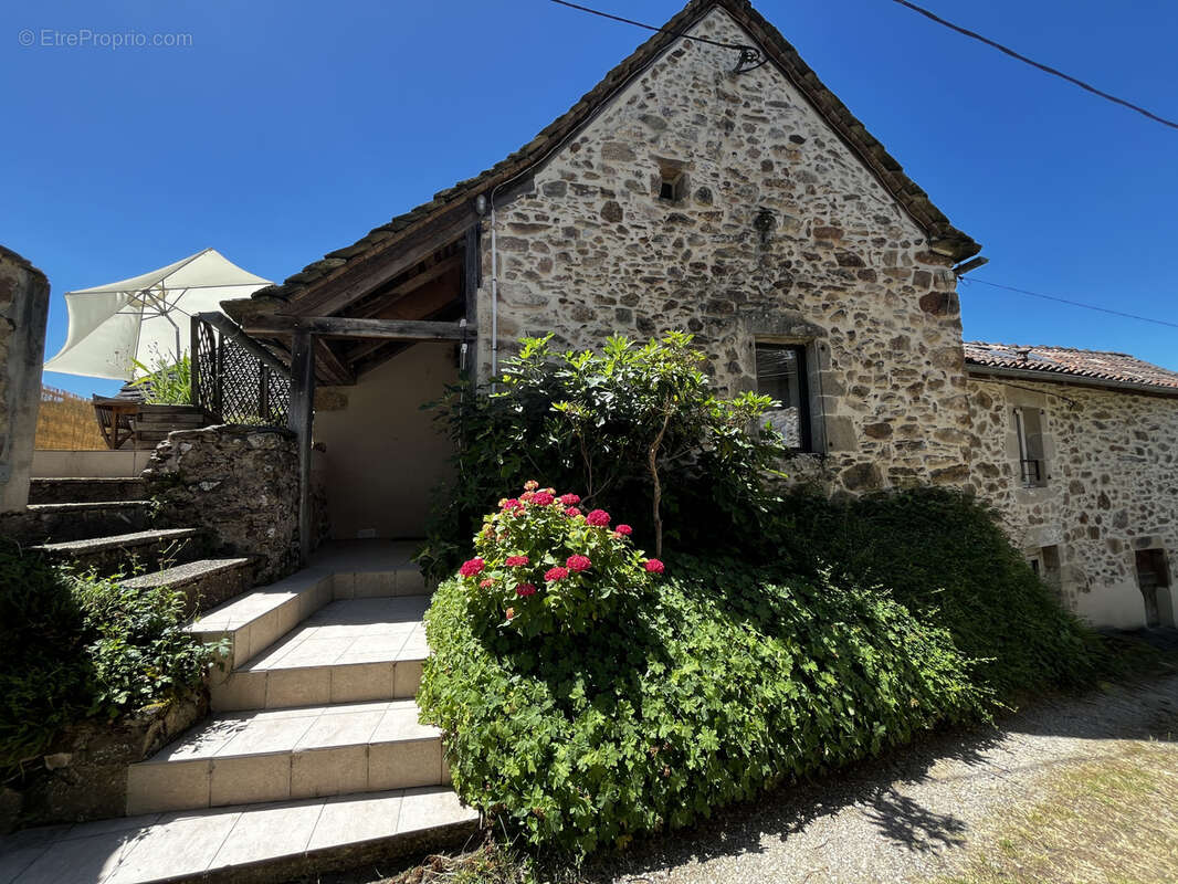 Maison à MONTEILS