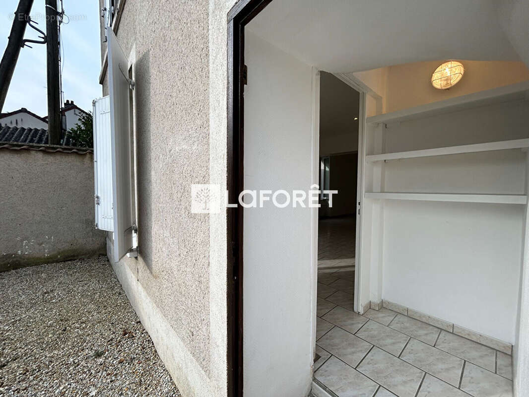 Appartement à MANTES-LA-VILLE