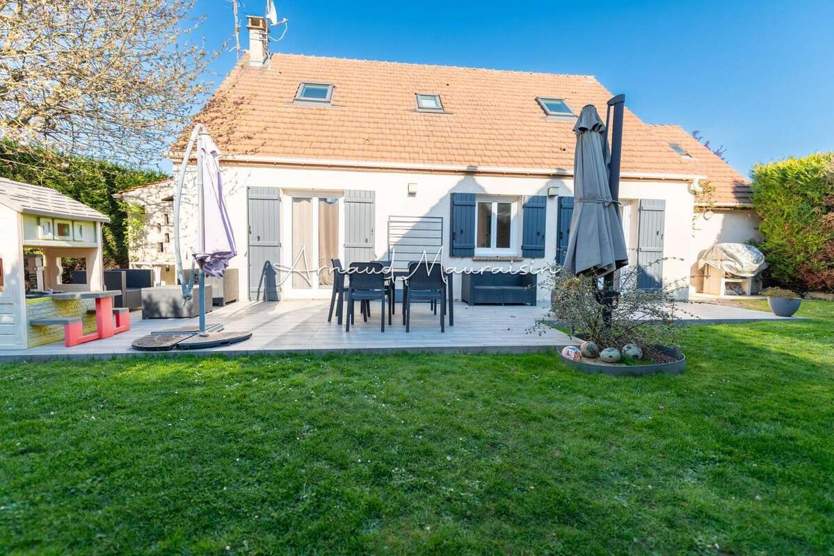 Photo 3 - Maison à LA CHAPELLE-EN-SERVAL