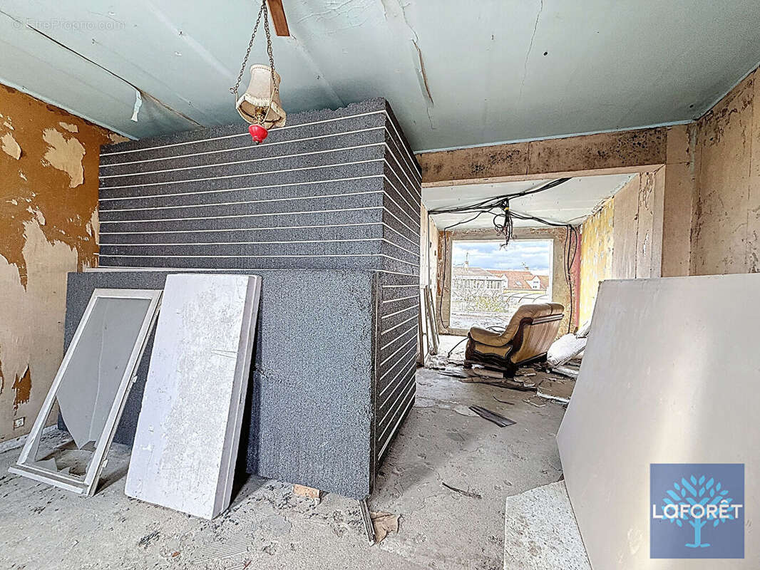 Maison à VIGNEUX-SUR-SEINE