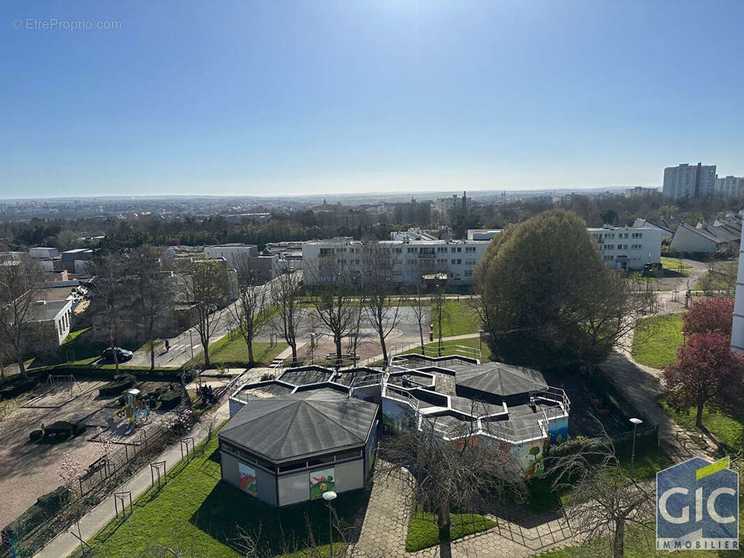 Appartement à HEROUVILLE-SAINT-CLAIR