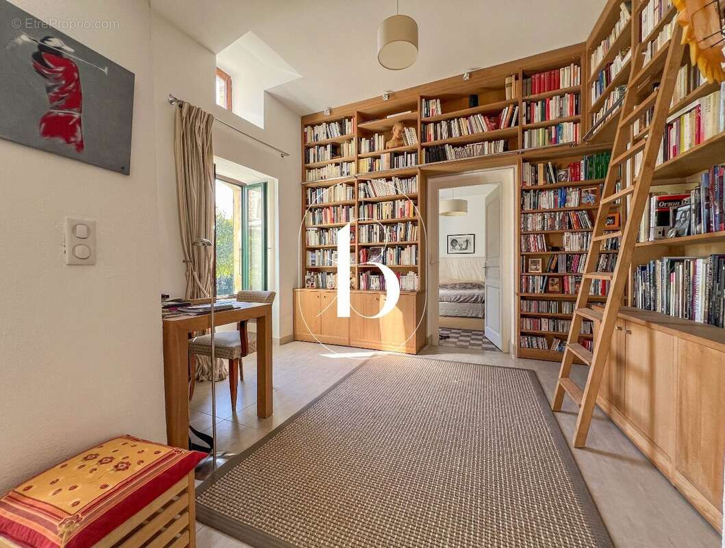 Maison à GOUDARGUES