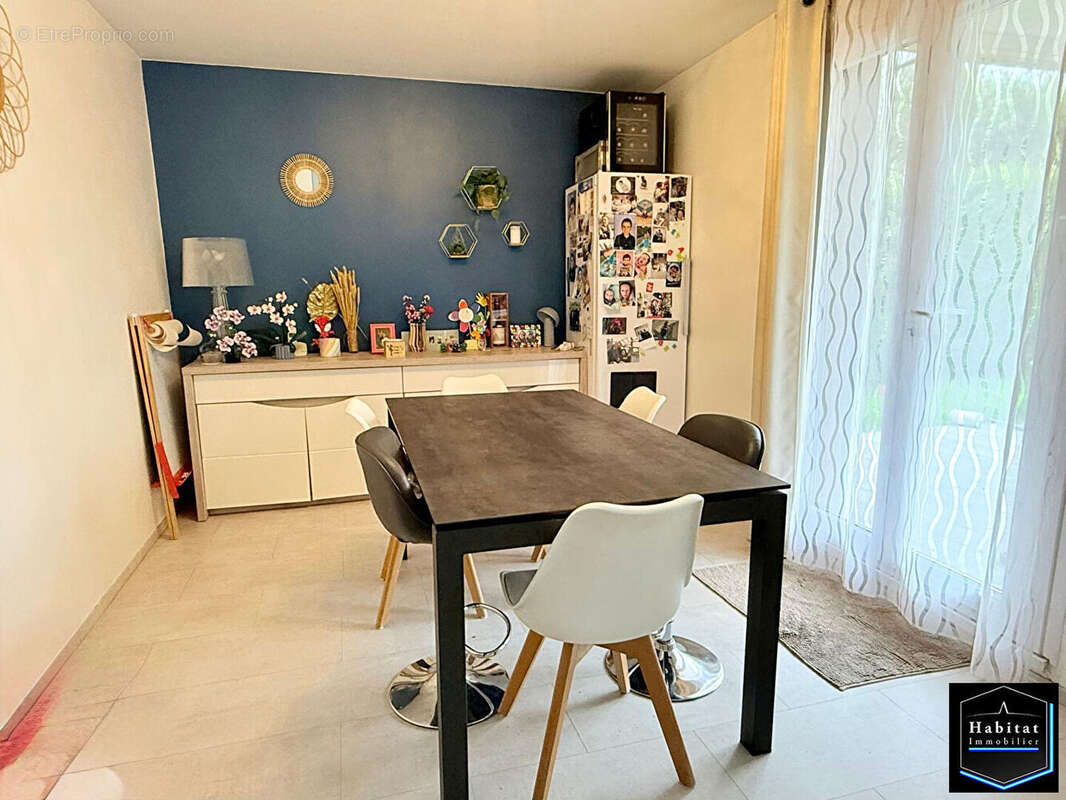 Maison à LE PLESSIS-BELLEVILLE