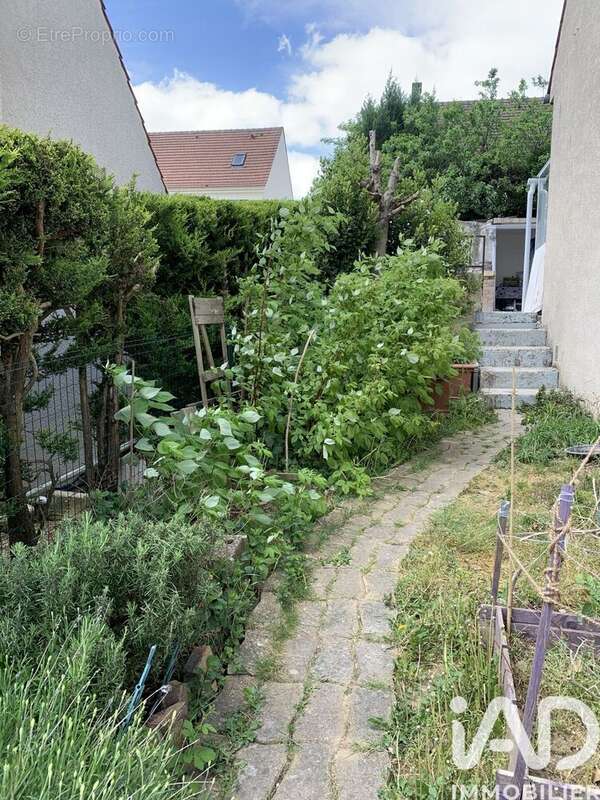 Photo 5 - Maison à LE THILLAY