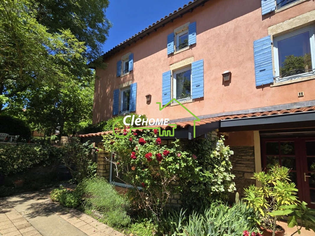 Maison à FLEURIEUX-SUR-L&#039;ARBRESLE