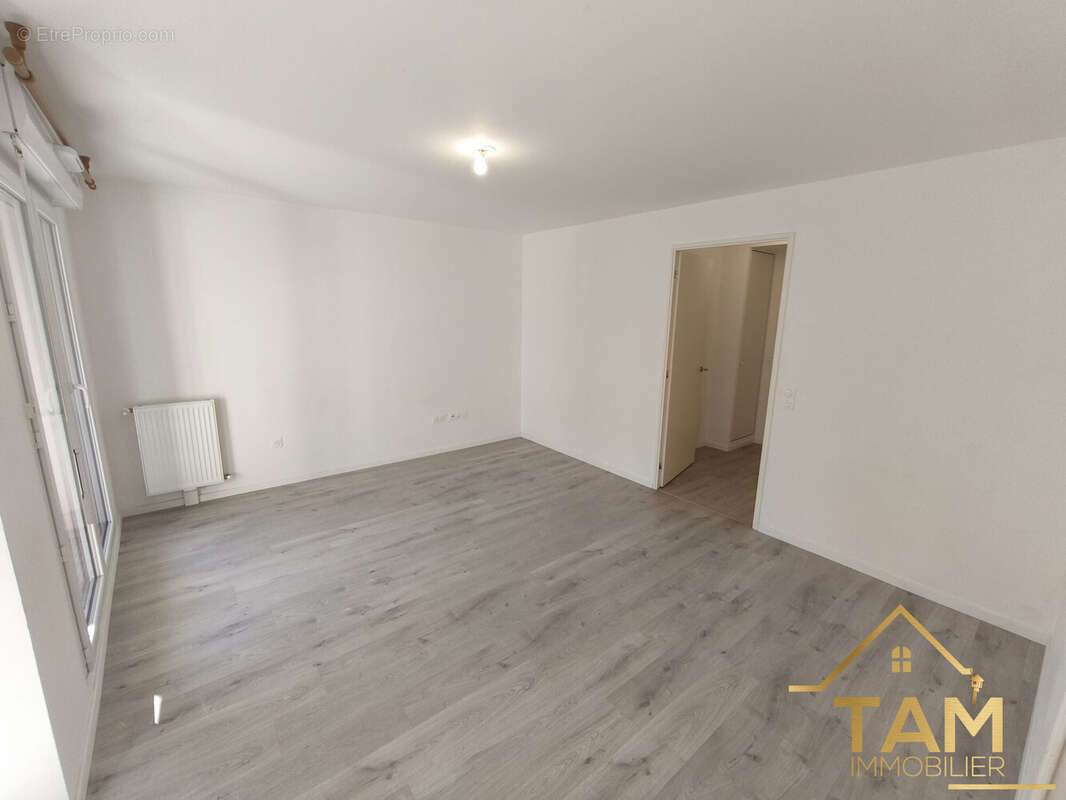 Appartement à BOIS-D'ARCY