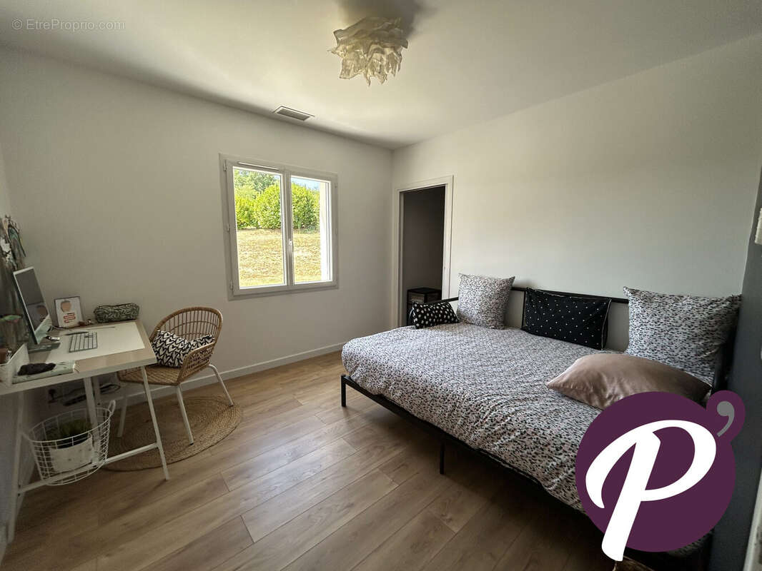 Maison 125 m² à Bergerac  - photo 5