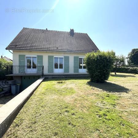 1 n°1 - Maison à FRESSENNEVILLE