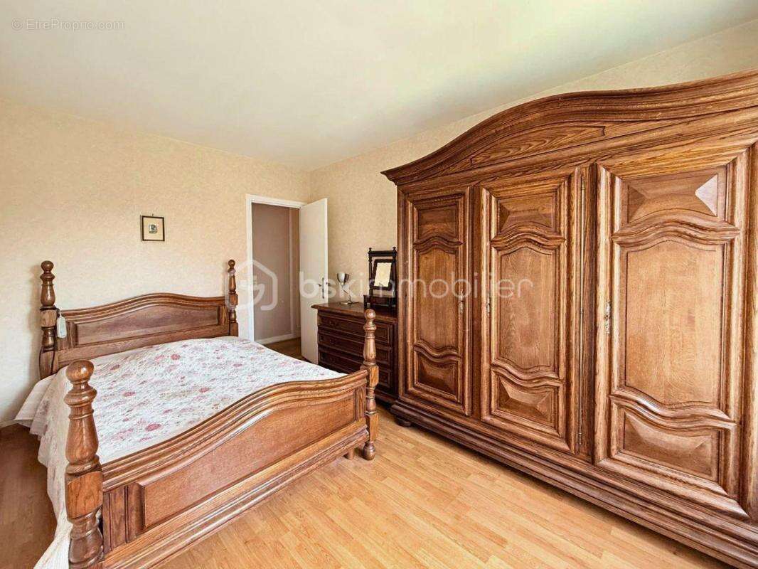 Appartement à NEUILLY-PLAISANCE