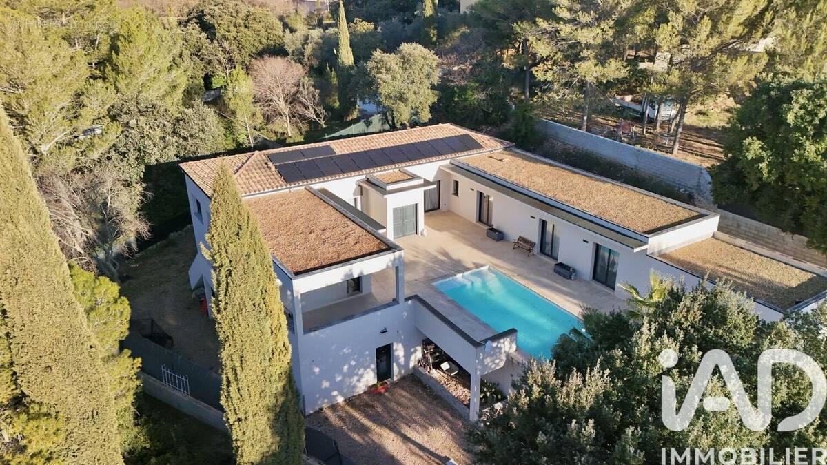Photo 1 - Maison à NIMES