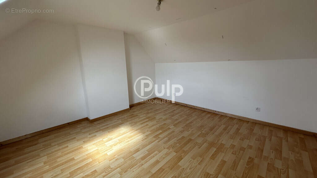 Maison à BRUAY-LA-BUISSIERE