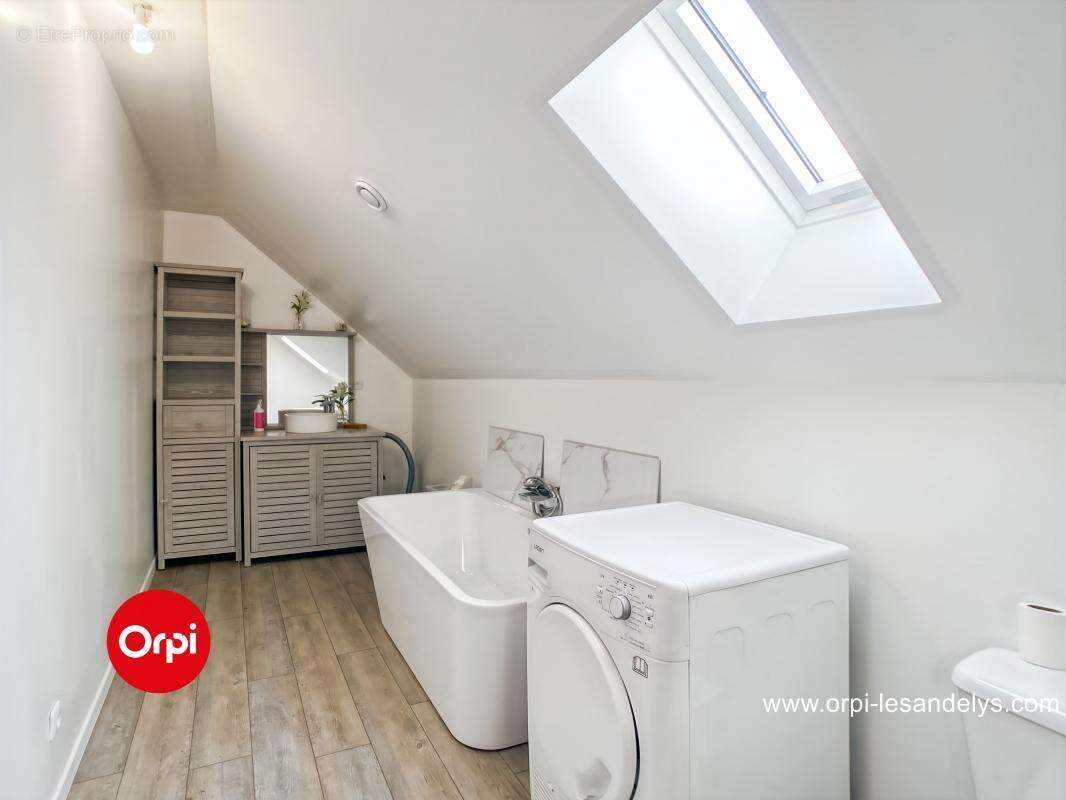 Maison à LES THILLIERS-EN-VEXIN