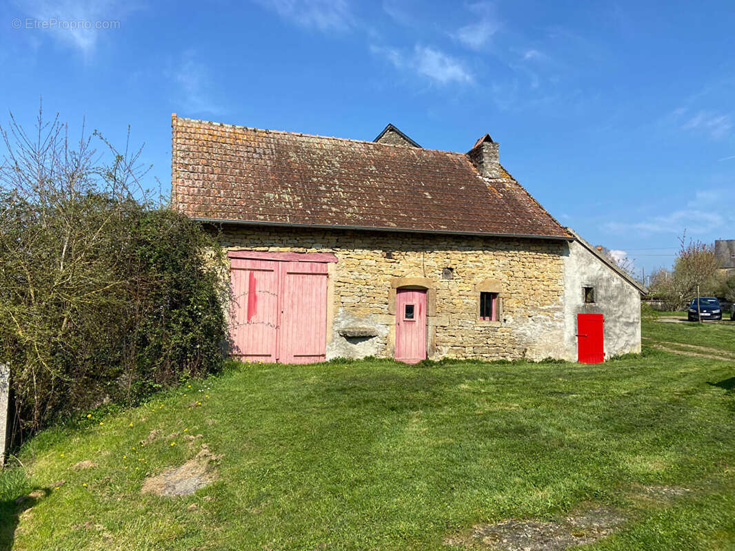 Maison à BILLY-CHEVANNES