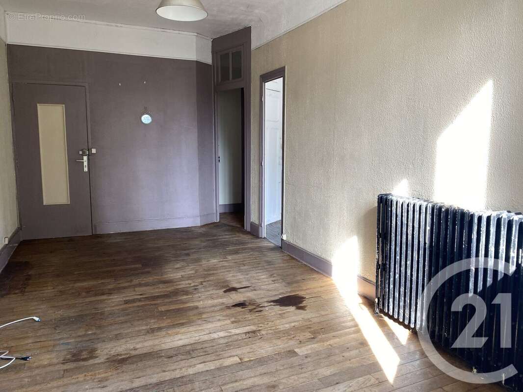 Maison à COSNE-COURS-SUR-LOIRE