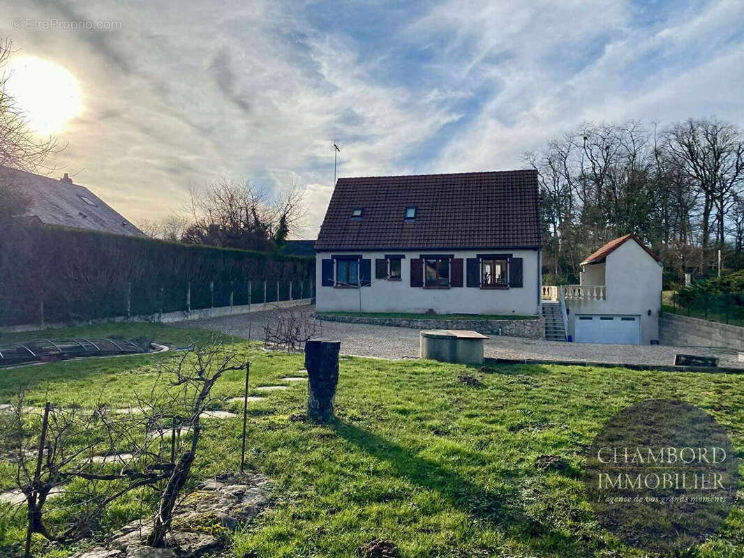 Maison à CHITENAY