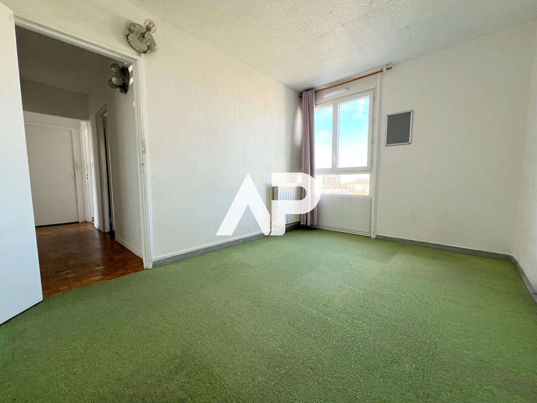 Appartement à GARGES-LES-GONESSE