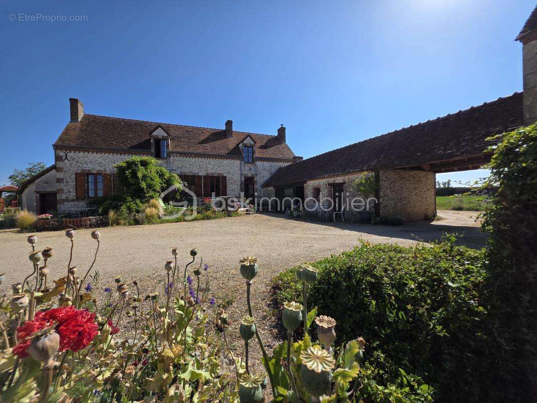 Propriété d'exception de 240m² 8 pièces - photo 25