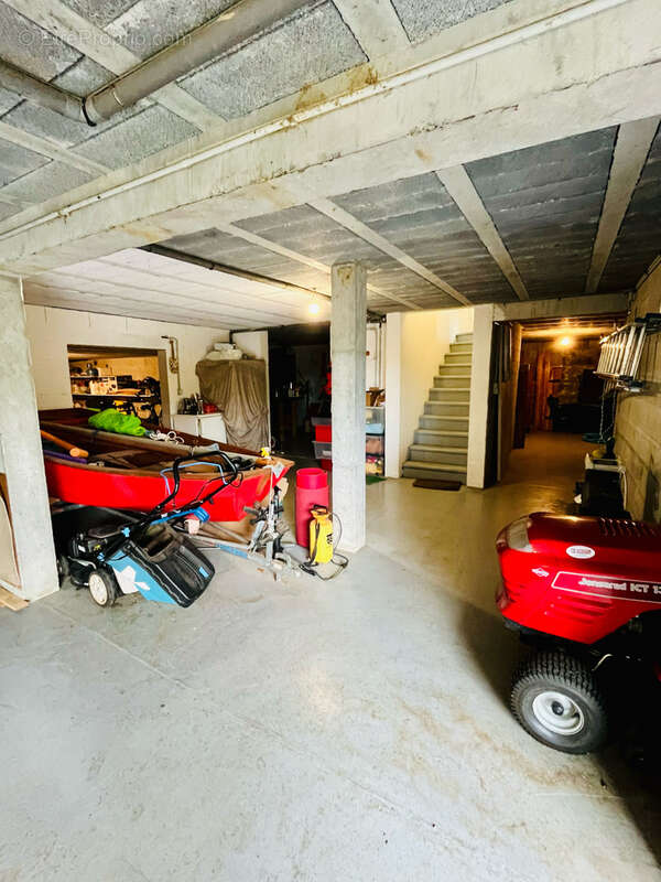 MAISON T5 / 6 avec sous sol total et piscine - photo 30