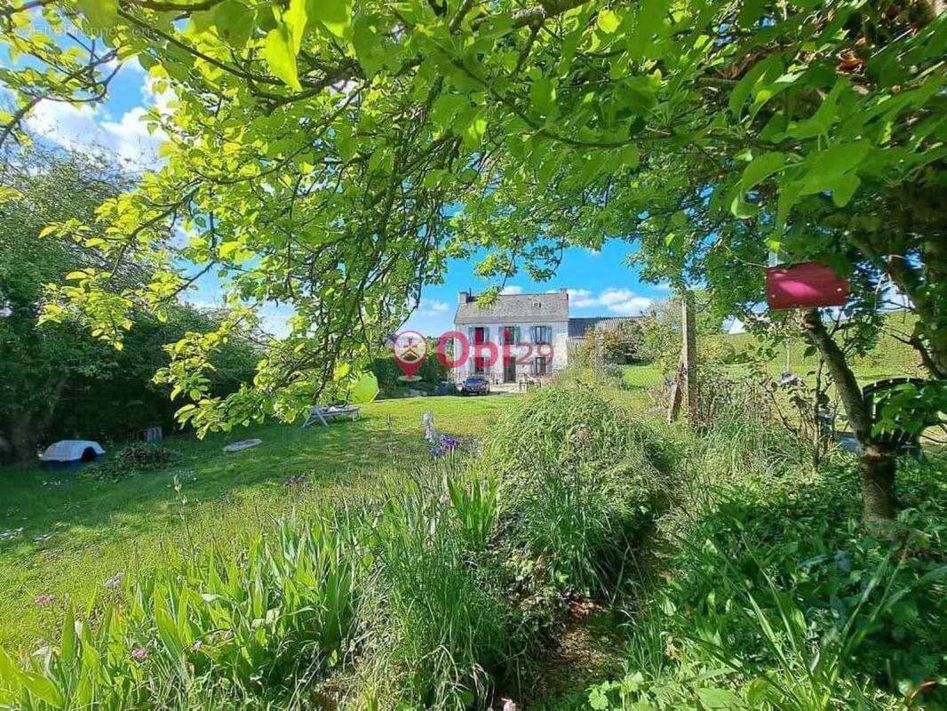 Charme et Authenticité : Maison Finistérienne sur Terrain de 1000 m² - photo 21