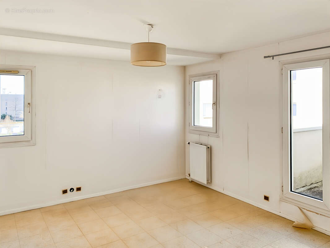 Appartement à DAMMARIE-LES-LYS