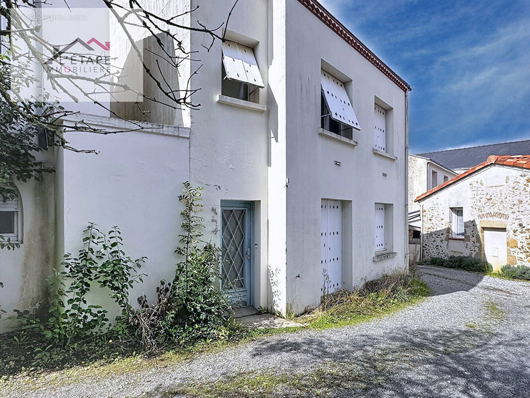 Maison à LA CHAPELLE-ACHARD