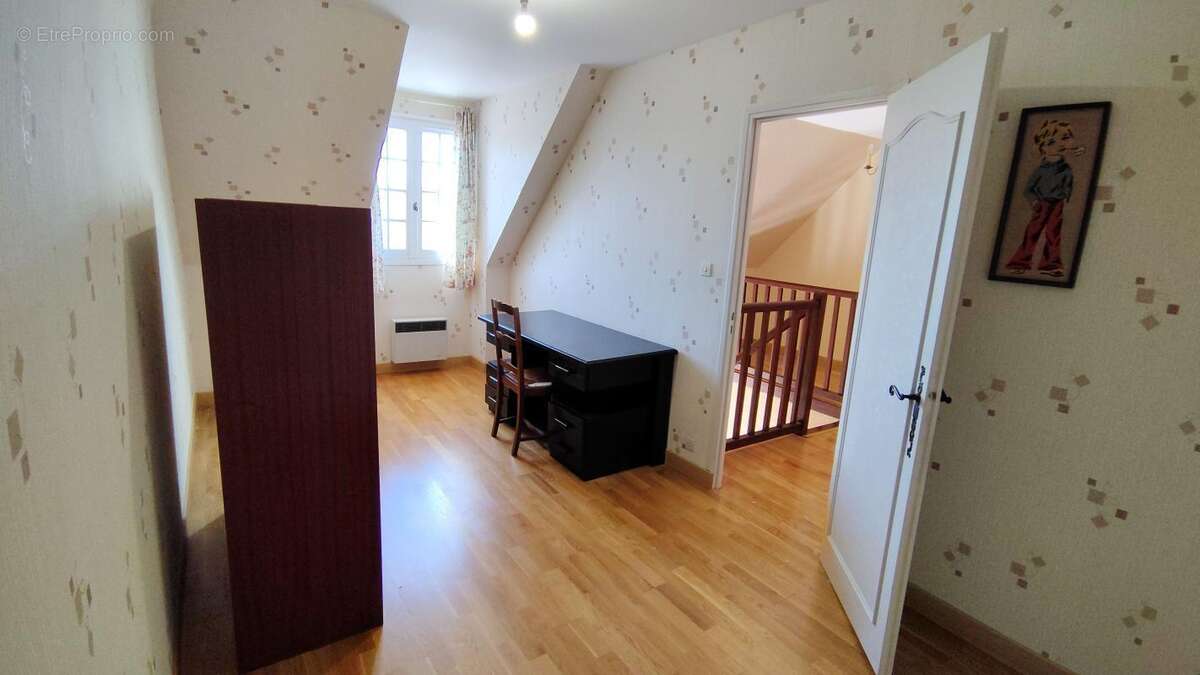 Maison à TERRASSON-LAVILLEDIEU