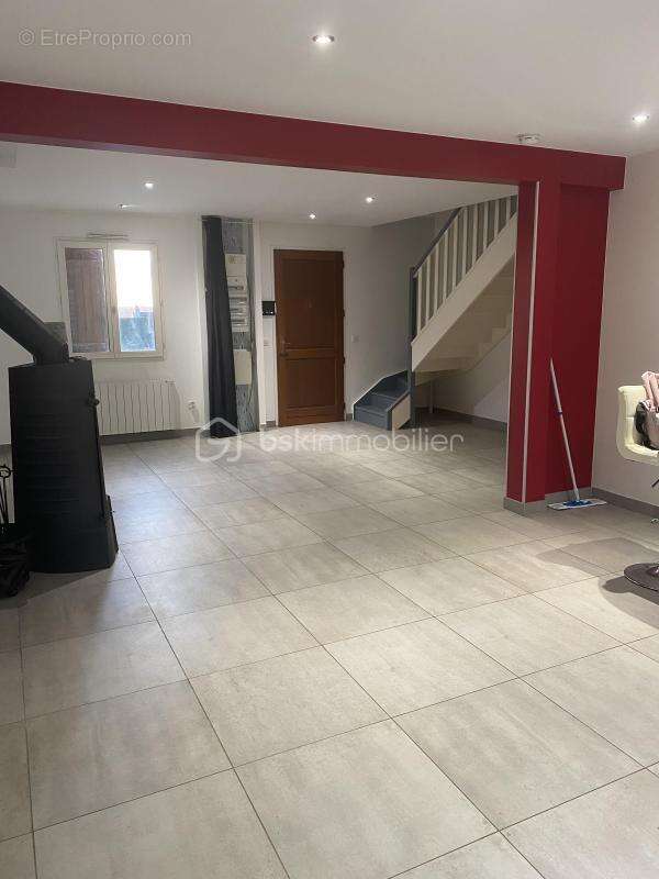 Maison familiale 5 chambres – Saint-Pierre-du-Perray - photo 8