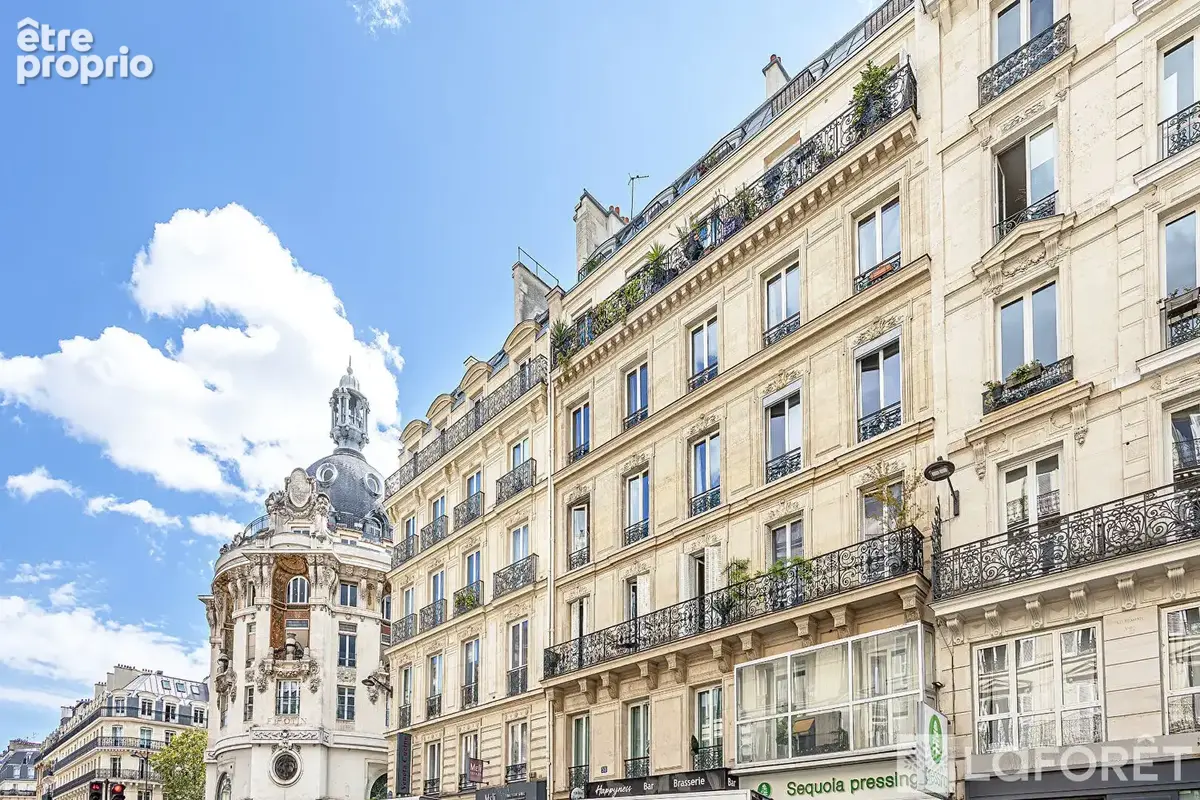 Paris 2e réaumur / arts-et-métiers 3 pièces avec balcon, étage élevé et ascenseur - photo 12