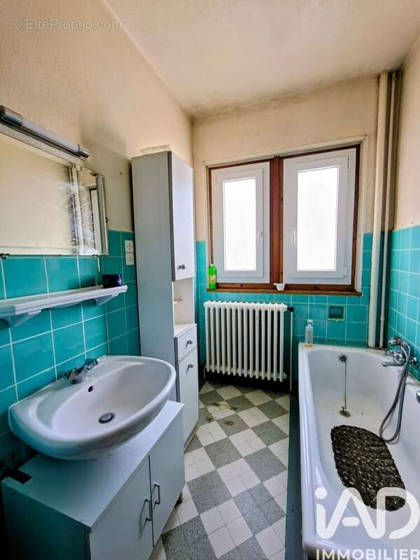 Appartement 97 m² à Vougy  - photo 7