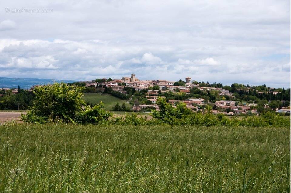 Terrain à VILLASAVARY