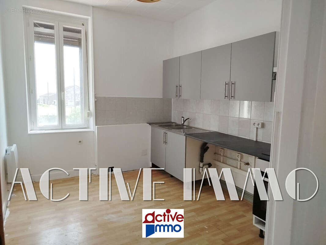 Immeuble Mont-bonvillers - 5 appts + local commercial - photo 5