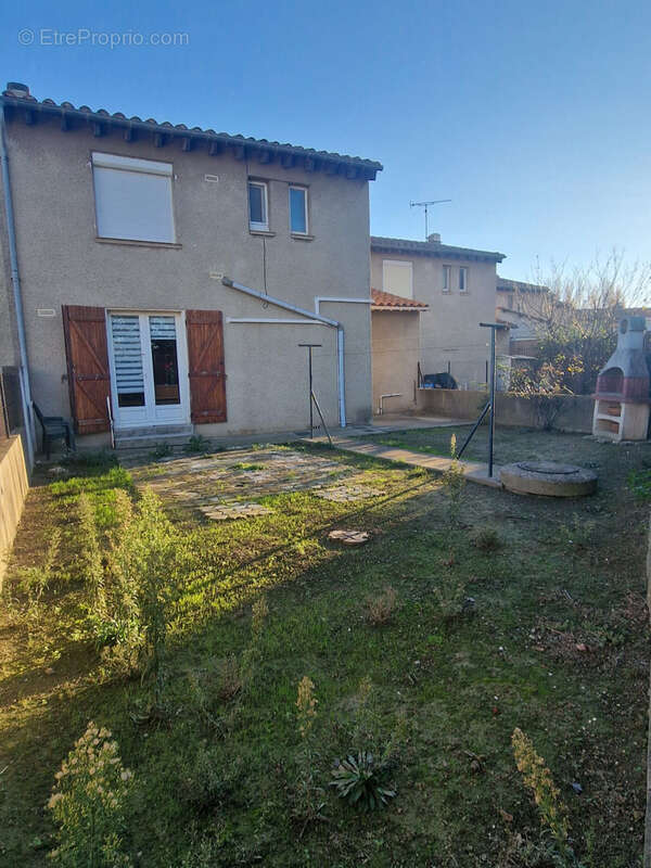 Maison à COURSAN