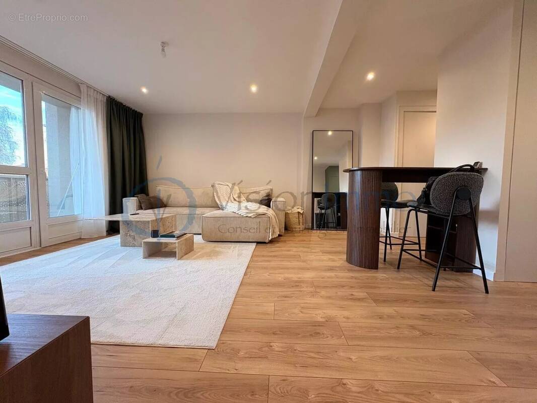 Appartement à SAINT-JULIEN-EN-GENEVOIS