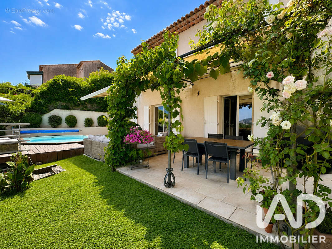 Maison 133 m² à Mandelieu-La-Napoule  - photo 3