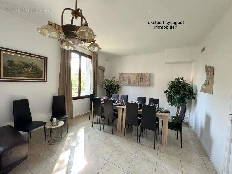 Maison à NOISY-LE-SEC