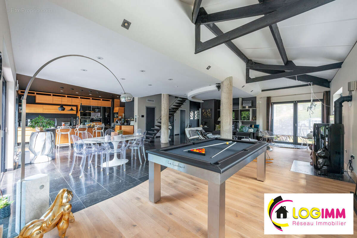 Maison 310 m² à Sebourg  - photo 5
