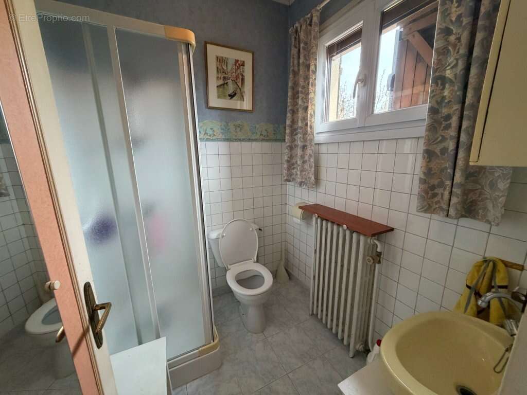 Maison à ECUISSES