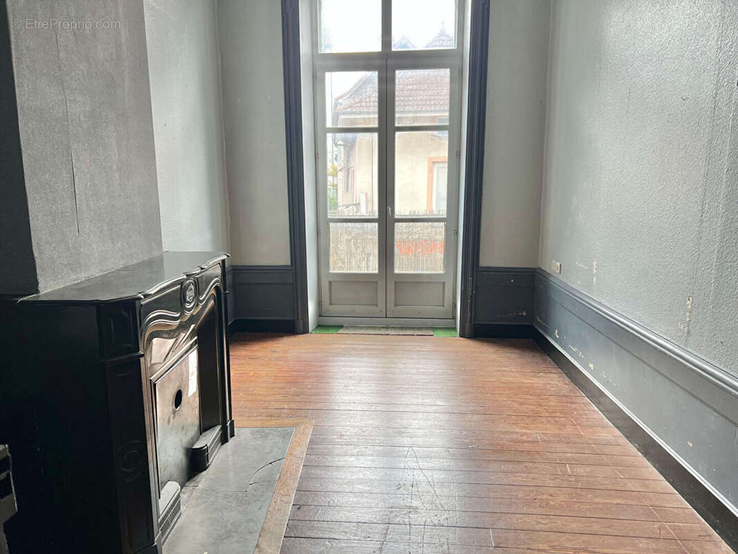 Appartement à BOURGOIN-JALLIEU