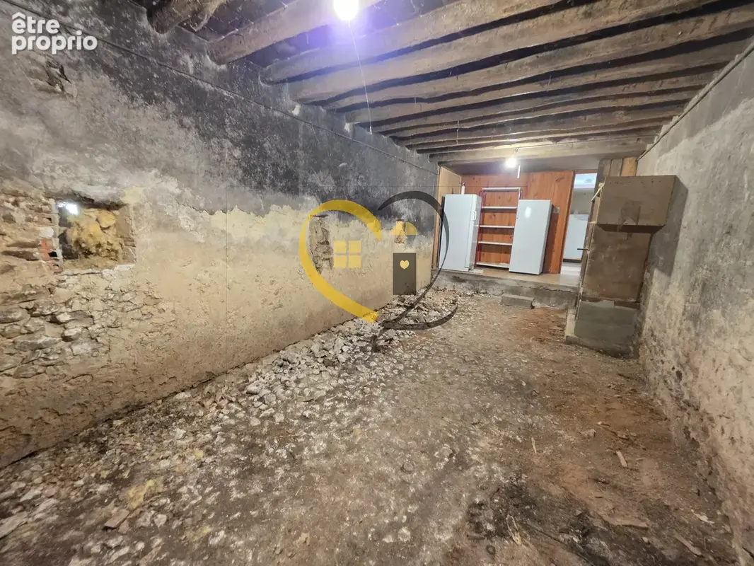 Maison de plain-pied – 3 chambres, dépendances et terrain de 2 116 m² - photo 13