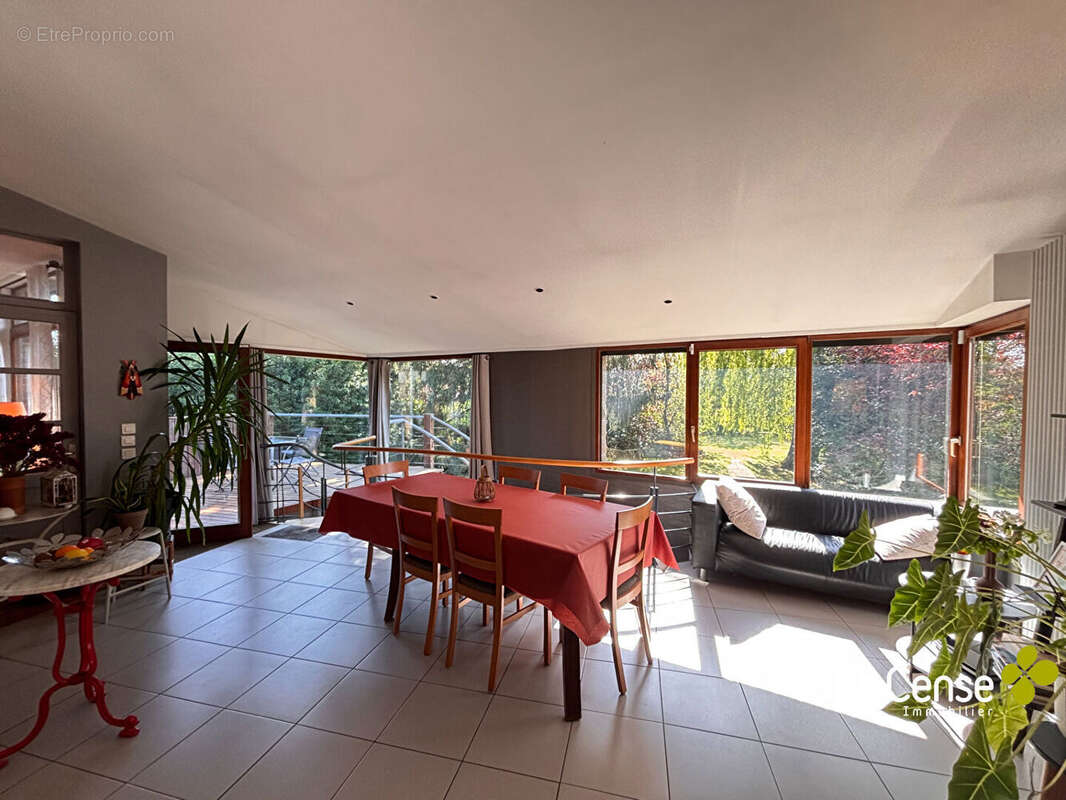 Maison à LEERS