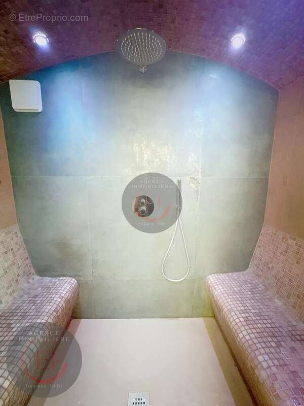 Maison à LES ADRETS-DE-L&#039;ESTEREL