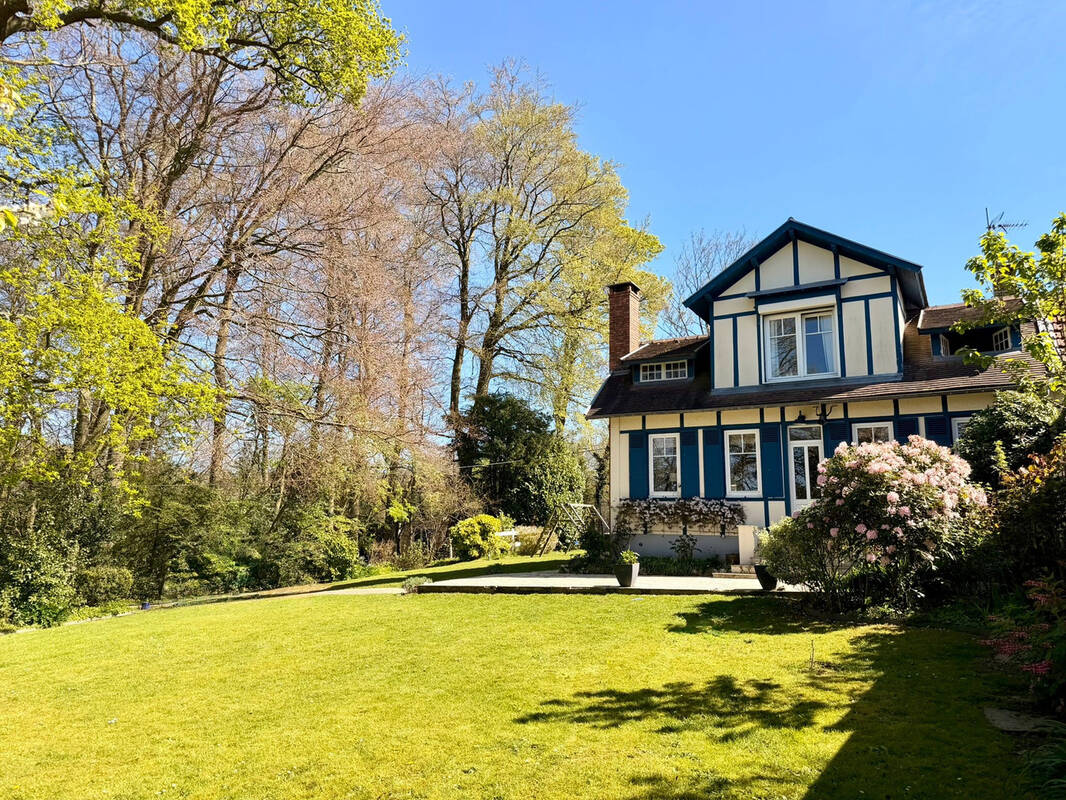 Maison à SAINT-LAURENT-DE-BREVEDENT